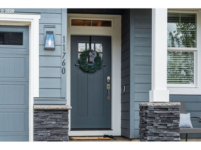 11760 Se GOLDEN EAGLE Ln, Happy Valley, OR 97086