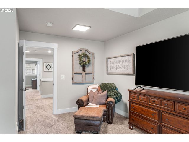 11760 Se GOLDEN EAGLE Ln, Happy Valley, OR 97086