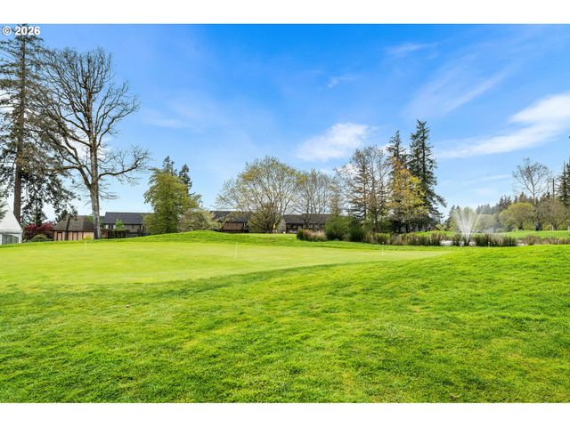 11760 Se GOLDEN EAGLE Ln, Happy Valley, OR 97086