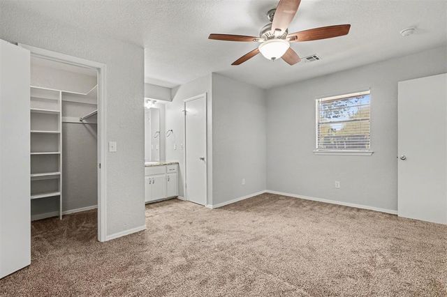 113 Oak Tree Drive, Midwest City, OK 73130