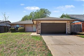 113 Oak Tree Drive, Midwest City, OK 73130