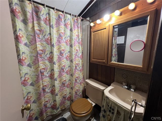 158 Van Ness Road North, Van Buren, NY 13027