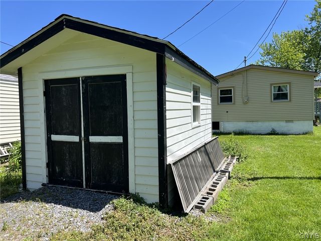 158 Van Ness Road North, Van Buren, NY 13027