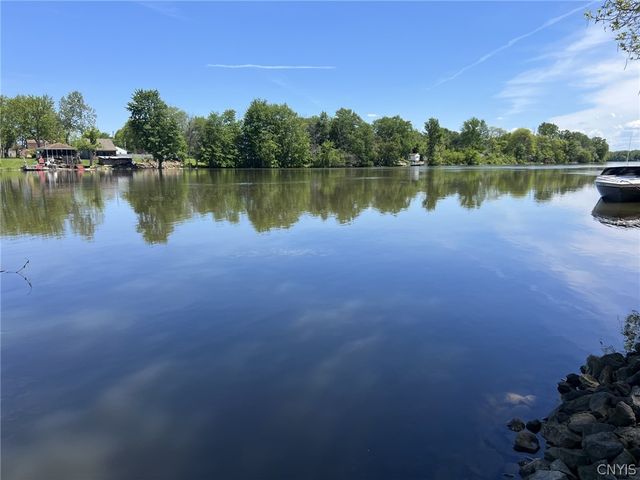 158 Van Ness Road North, Van Buren, NY 13027