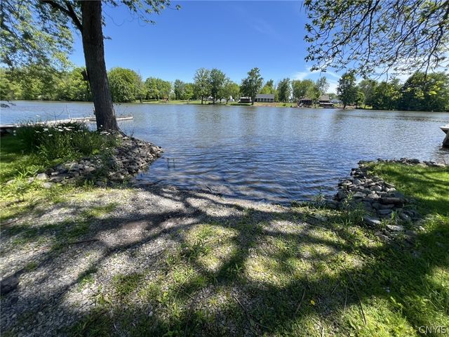 158 Van Ness Road North, Van Buren, NY 13027