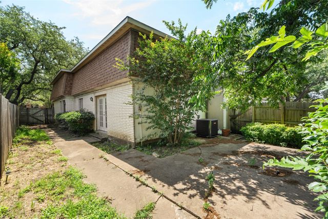 10407 Pagewood Drive, Dallas, TX 75230