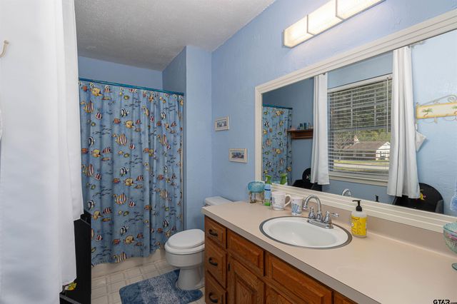 13538 County Road 4178, Lindale, TX 75771