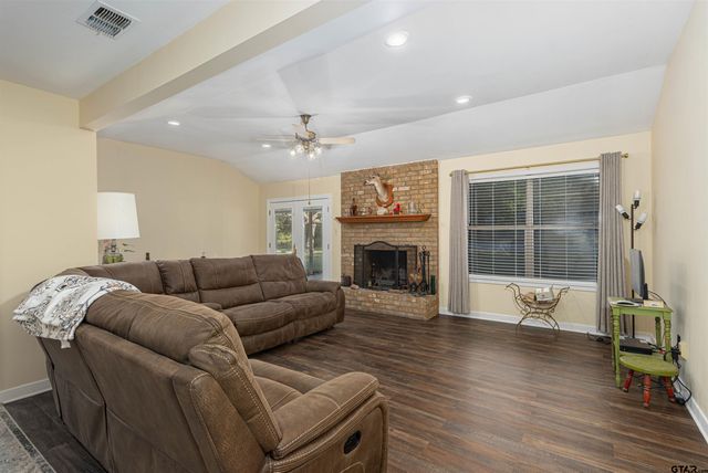 13538 County Road 4178, Lindale, TX 75771