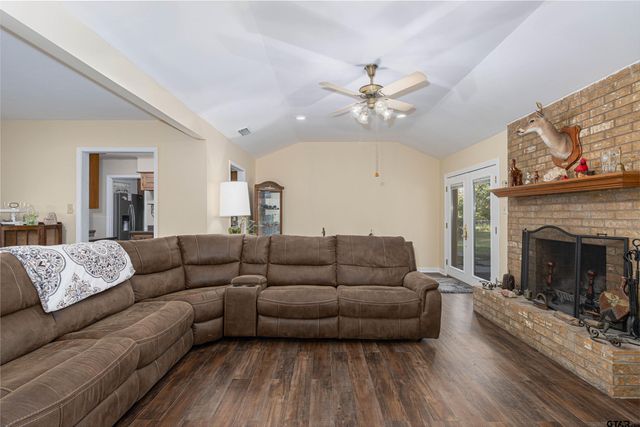 13538 County Road 4178, Lindale, TX 75771