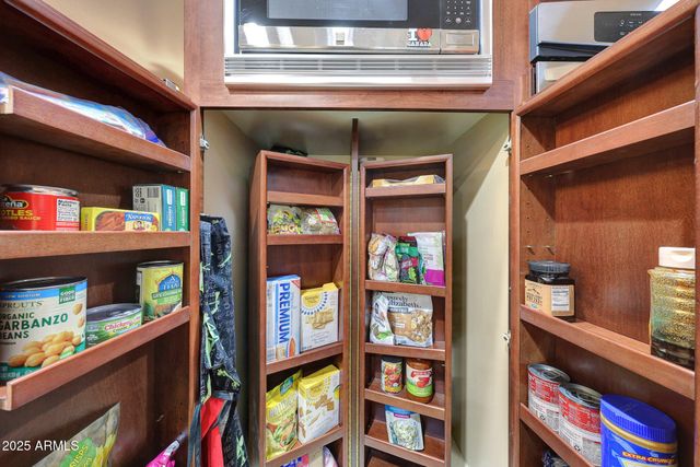 10113 W Willowcreek Circle, Sun City, AZ 85373