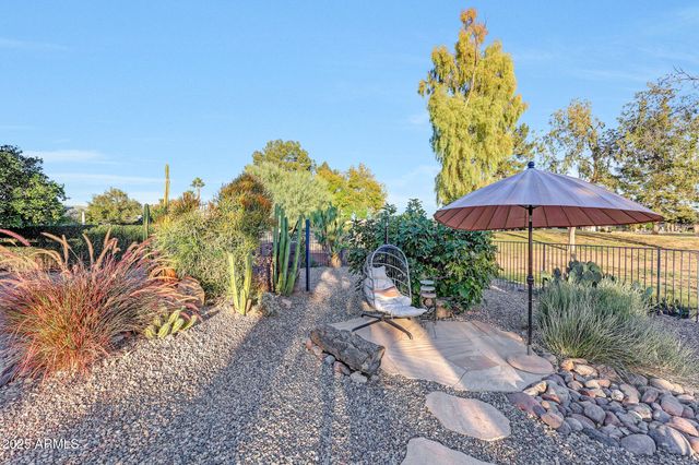 10113 W Willowcreek Circle, Sun City, AZ 85373