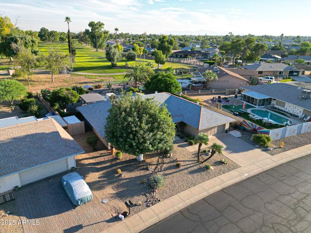 10113 W Willowcreek Circle, Sun City, AZ 85373