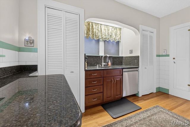 1071 Midland Boulevard, St Louis, MO 63130