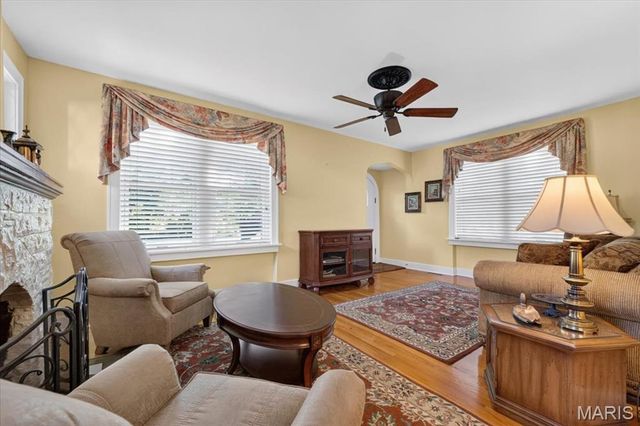 1071 Midland Boulevard, St Louis, MO 63130