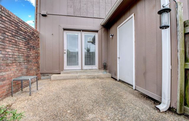 601 Brookside Drive, Apt 8, Little Rock, AR 72205
