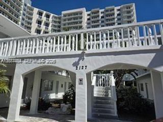 2127 Van Buren Street 106, Hollywood, FL 33020