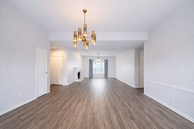 10416 High Hollows Drive 233, Dallas, TX 75230