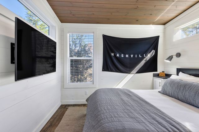 19 Lillypad Ln, Tracy City, TN 37387