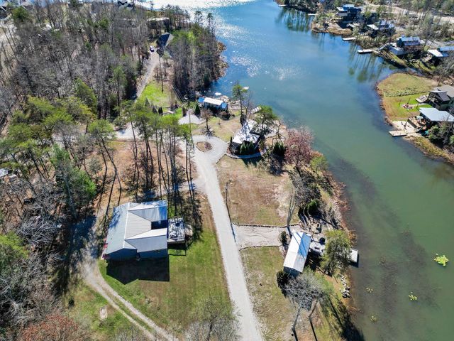 19 Lillypad Ln, Tracy City, TN 37387