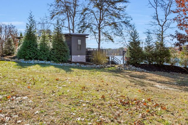 19 Lillypad Ln, Tracy City, TN 37387