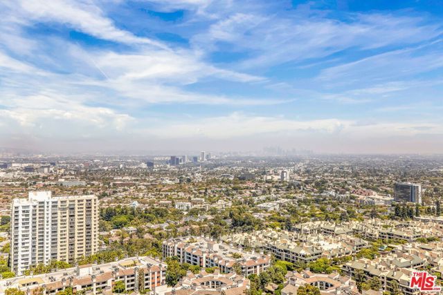 1 W Century Drive 28B, Los Angeles, CA 90067
