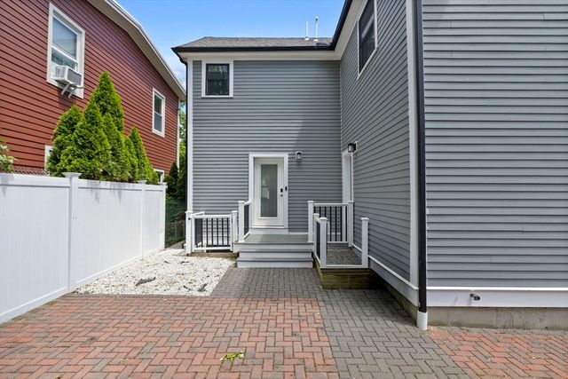 116 Reed Street 1, Cambridge, MA 02140