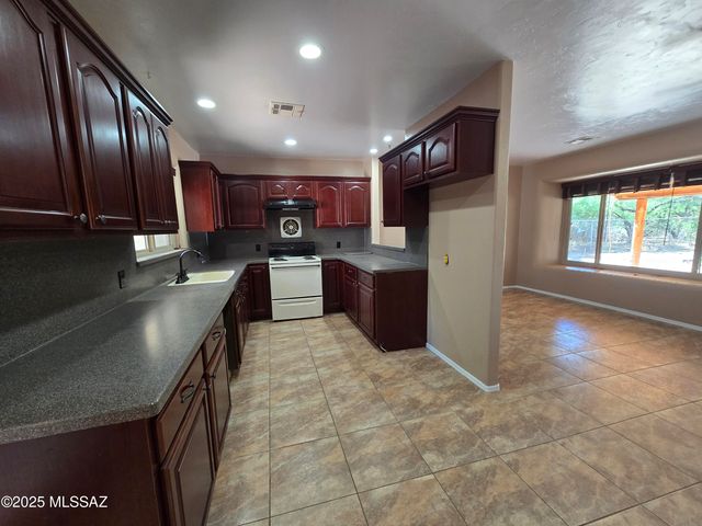 2045 S Lee Street, St. David, AZ 85630