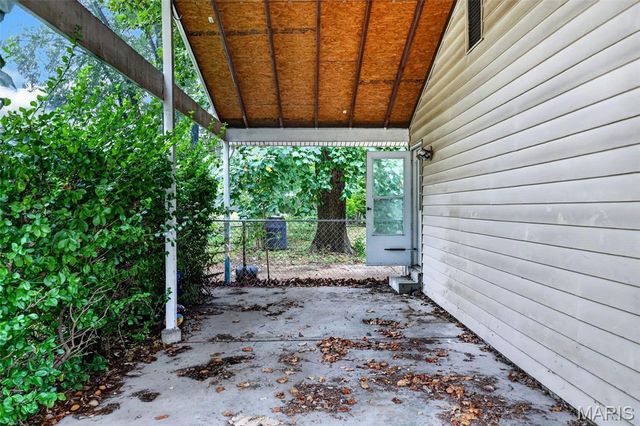 2715 Kelsey Court, St Charles, MO 63301