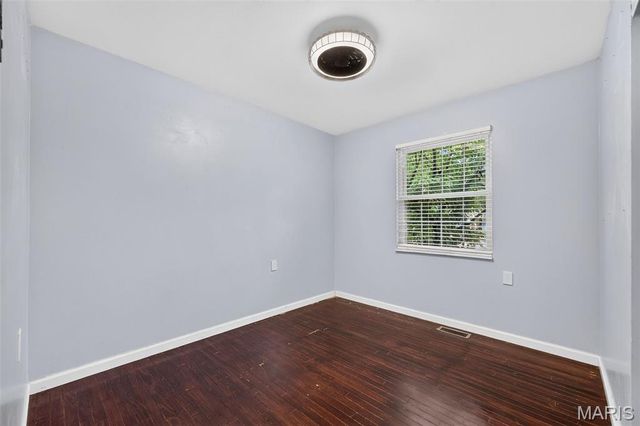 2715 Kelsey Court, St Charles, MO 63301
