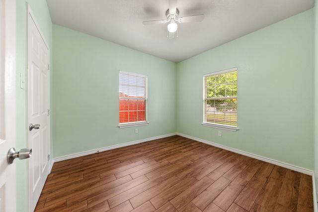 2410 Carleta Street, Dallas, TX 75253
