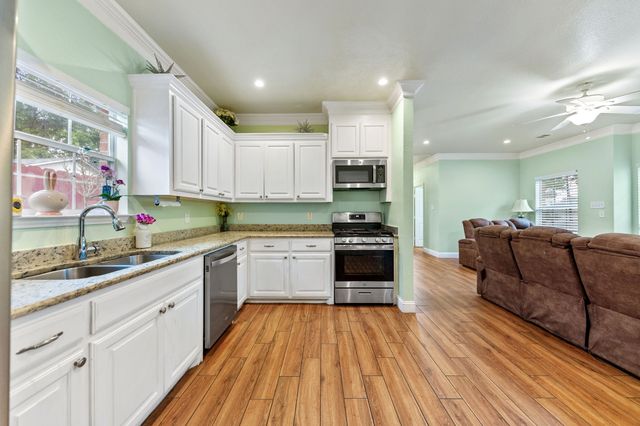 2410 Carleta Street, Dallas, TX 75253