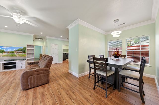 2410 Carleta Street, Dallas, TX 75253
