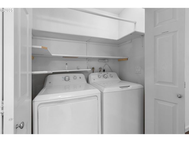 9455 Sw 146TH Ter D2, Beaverton, OR 97007