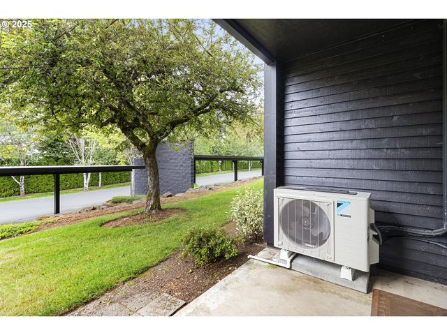 9455 Sw 146TH Ter D2, Beaverton, OR 97007