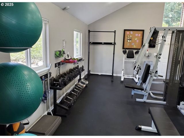 9455 Sw 146TH Ter D2, Beaverton, OR 97007