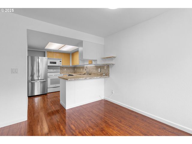 9455 Sw 146TH Ter D2, Beaverton, OR 97007