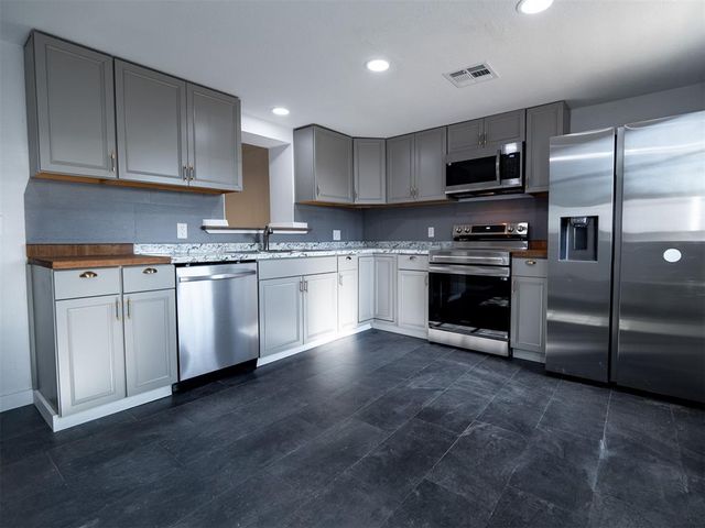 420 W Johnson Street, Norman, OK 73069