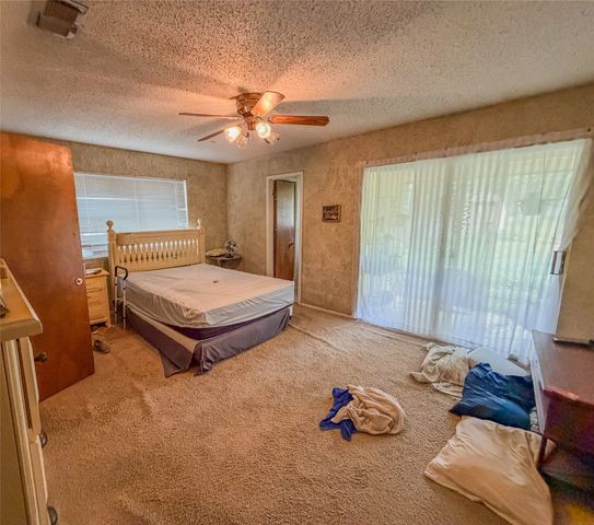 1411 N Business 287, Decatur, TX 76234