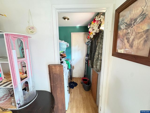 3827 Pine St SE, Albany, OR 97332