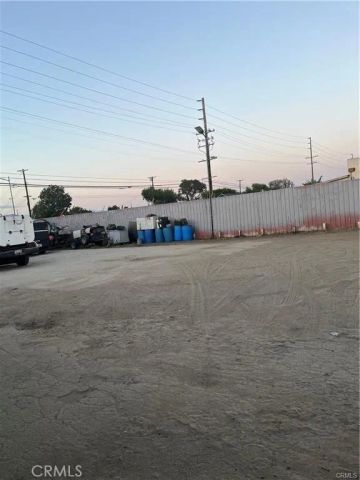 1498 W Compton, Compton, CA 90220