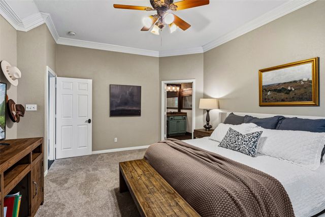 1902 Clear Creek Drive, Weatherford, TX 76087