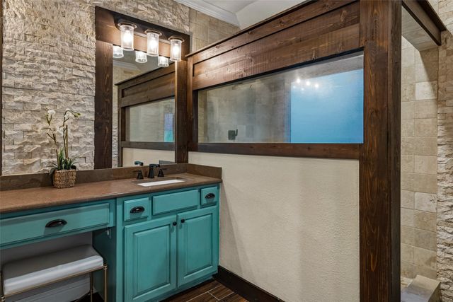 1902 Clear Creek Drive, Weatherford, TX 76087