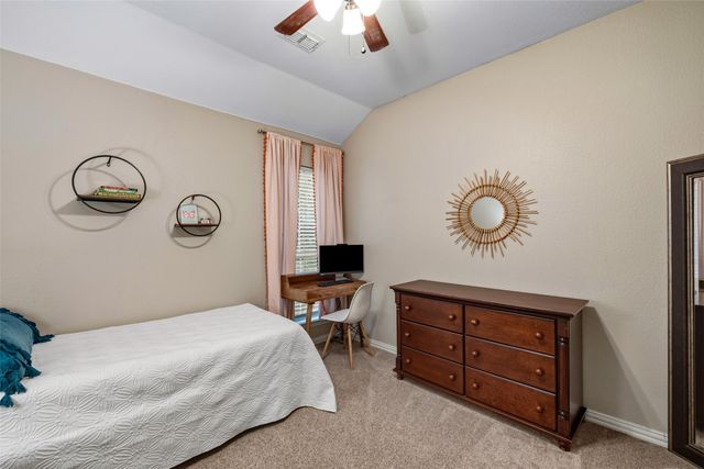 1902 Clear Creek Drive, Weatherford, TX 76087