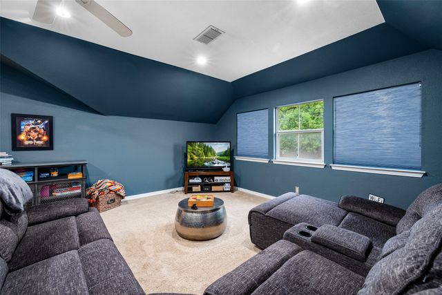 1902 Clear Creek Drive, Weatherford, TX 76087