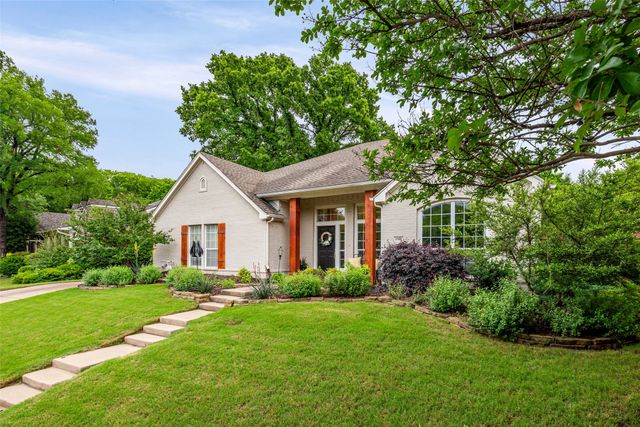 1902 Clear Creek Drive, Weatherford, TX 76087