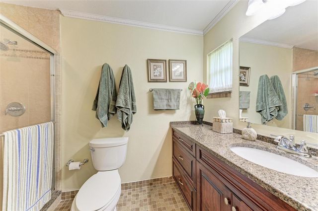 7160 FAIRWAY BEND CIR, Sarasota, FL 34243