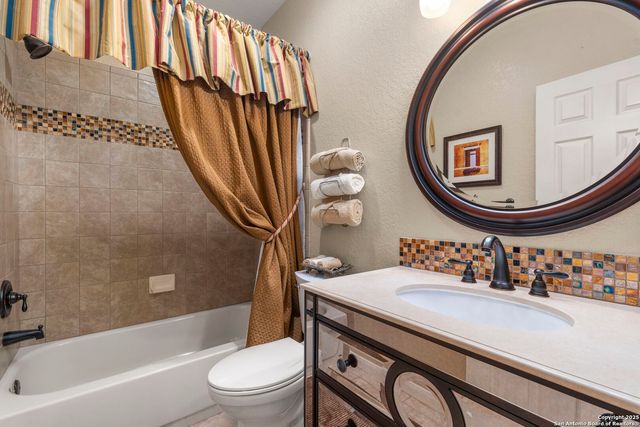 95 Grassmarket, San Antonio, TX 78259