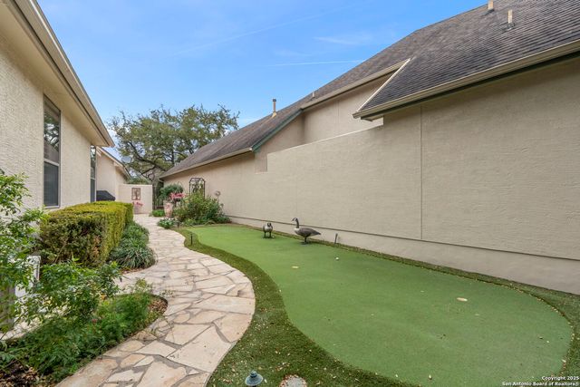 95 Grassmarket, San Antonio, TX 78259