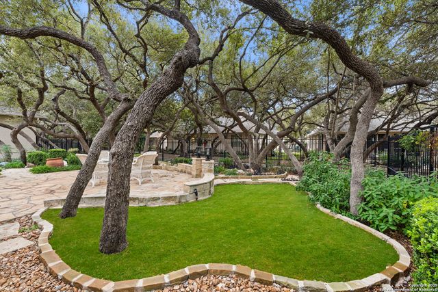 95 Grassmarket, San Antonio, TX 78259