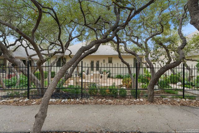 95 Grassmarket, San Antonio, TX 78259